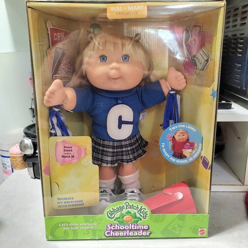 2001 Cabbage Patch Kids Schooltime Cheerleader Alexia Donna doll